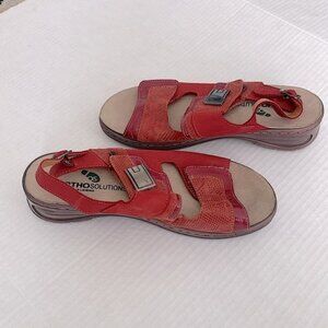 ORTHO SOLUTIONS Red Sandals by Hans Leibniz Size 39 Canadian Size 9